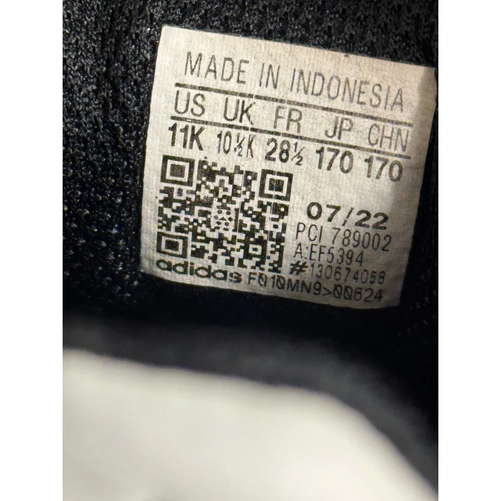 Adidas Superstar J Kids Sneakers Black White Gold‎ Shoes Unisex kid size 11